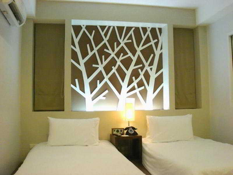 The Album Hotel Patong Phòng bức ảnh